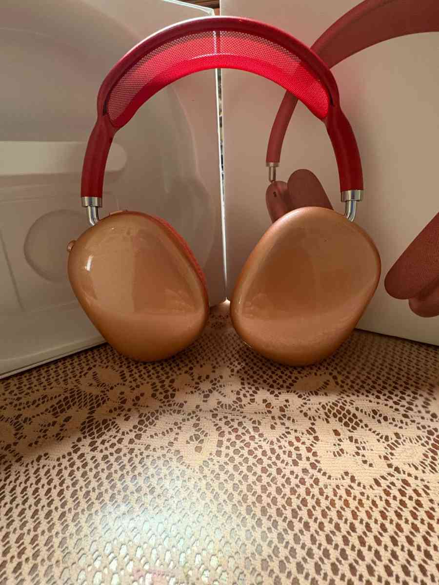 AirPod max - Tucson, Arizona - FleaMarketBay