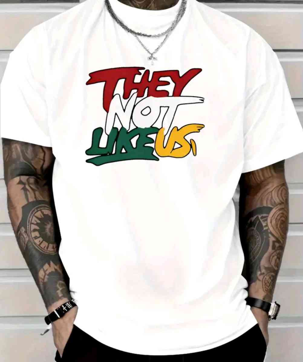 camisas M o L nuevas - Reading, Pennsylvania - FleaMarketBay