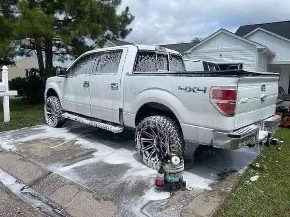 LETS CLEAN YOUR CAR - Charlotte, North Carolina