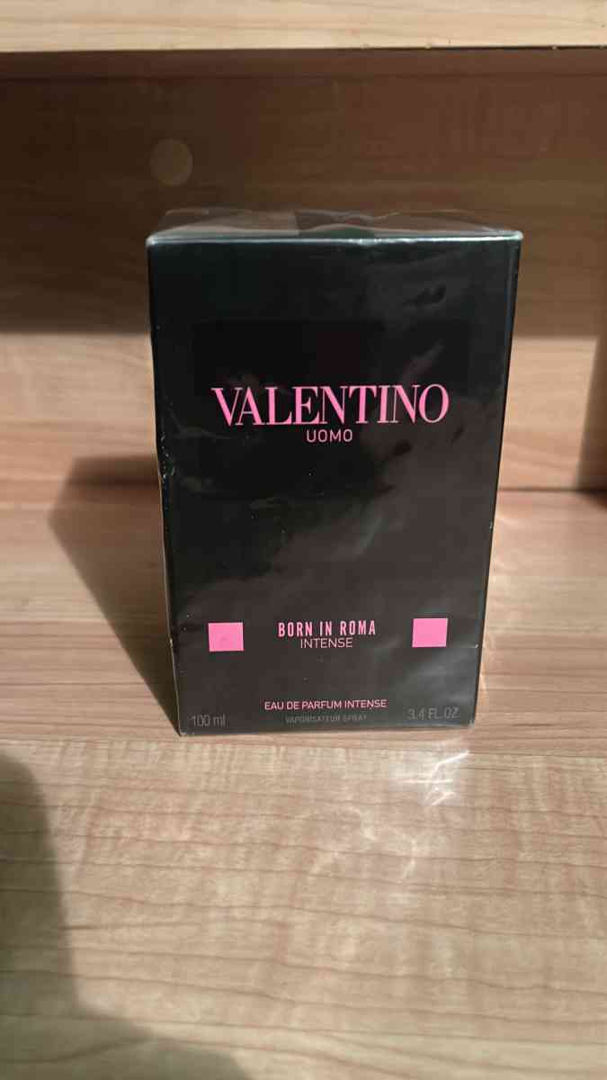 Valentino Uomo Mens cologne - Houston, Texas