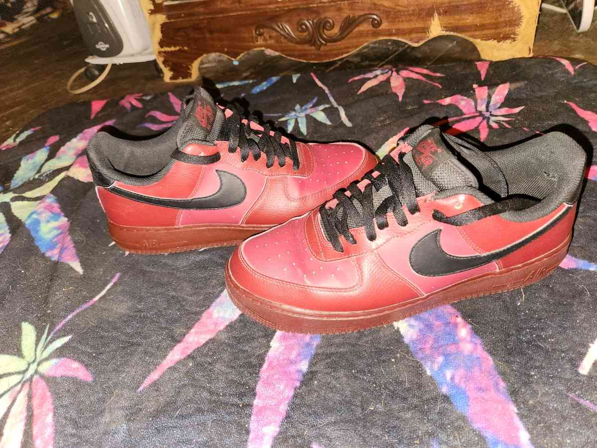 Nike Airforce Ones - Stockland, Illinois