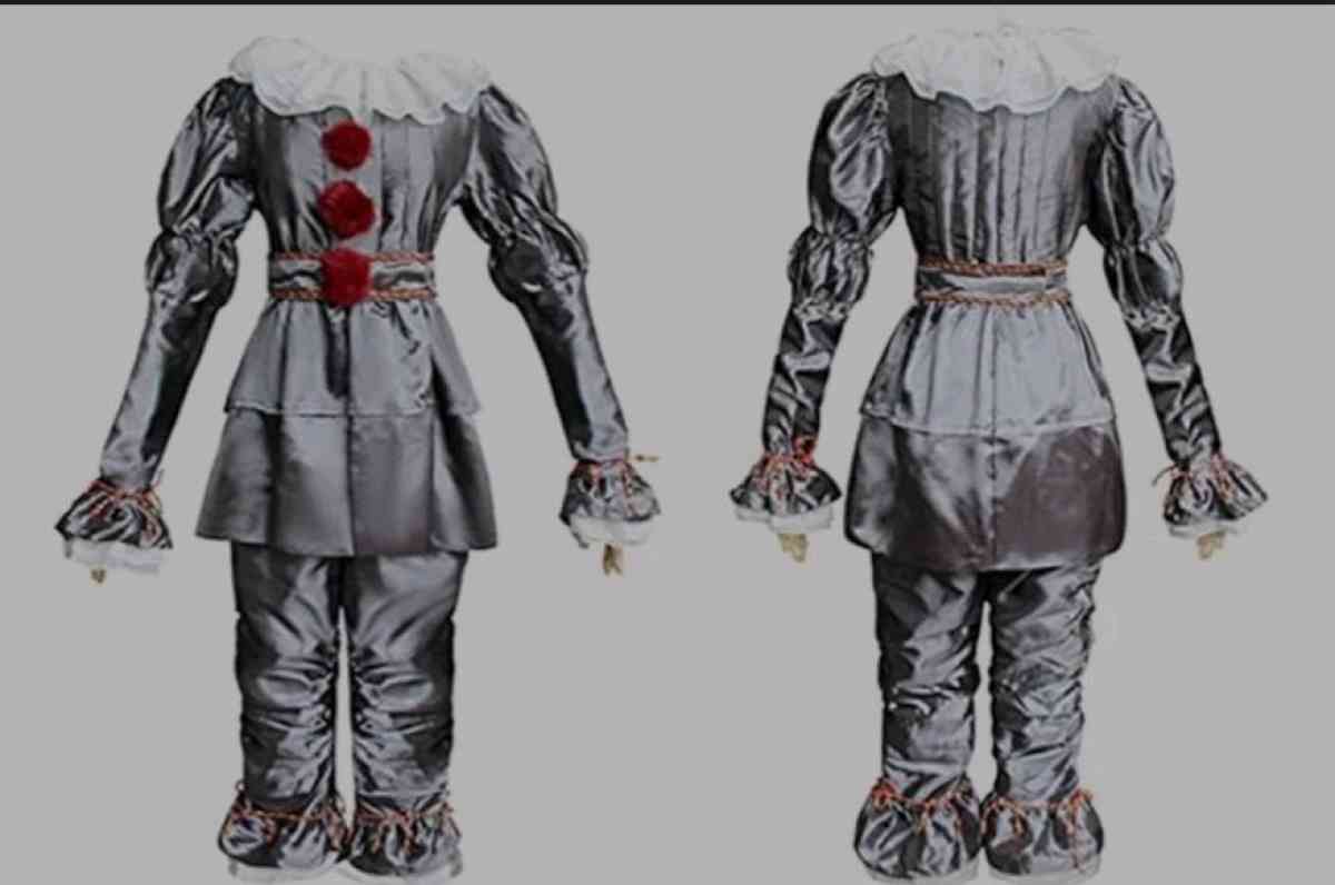 PENNYWISE IT CLOWN COSTUME - Bakersfield, California - FleaMarketBay