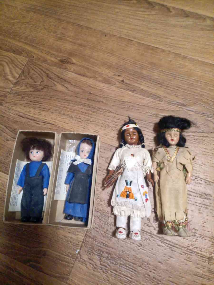 2bisque Amish and a pair of Indian dolls 4 total - Adamsville, Ohio