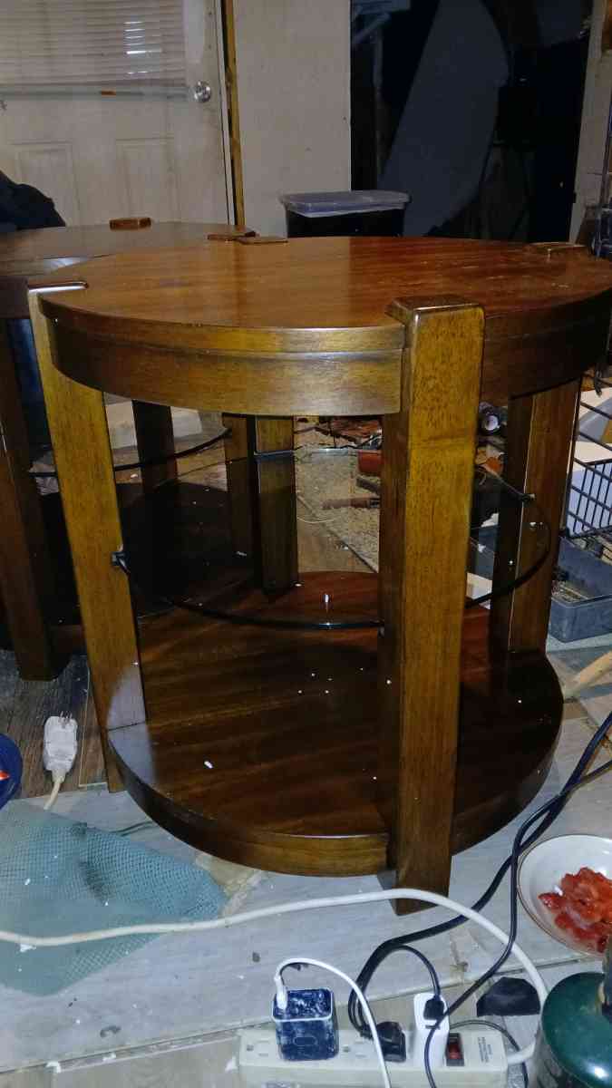 signature designed by ashley - Piney Flats, Tennessee - FleaMarketBay