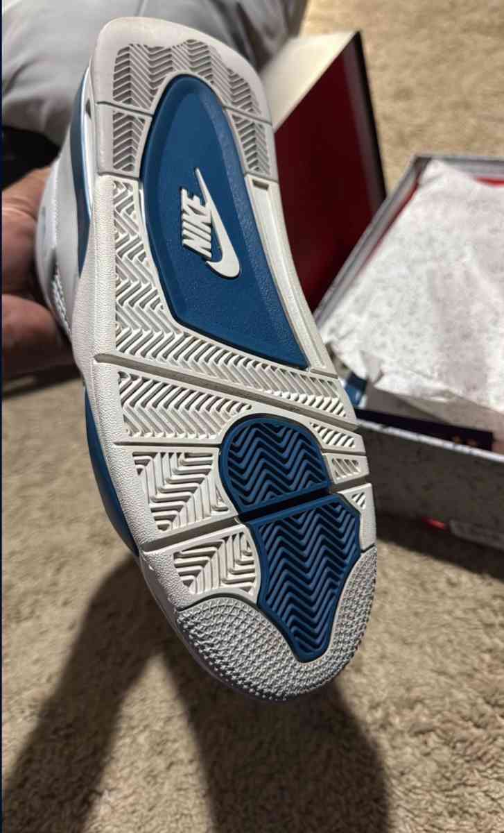 Jordan 4 military blue - Austin, Texas - FleaMarketBay