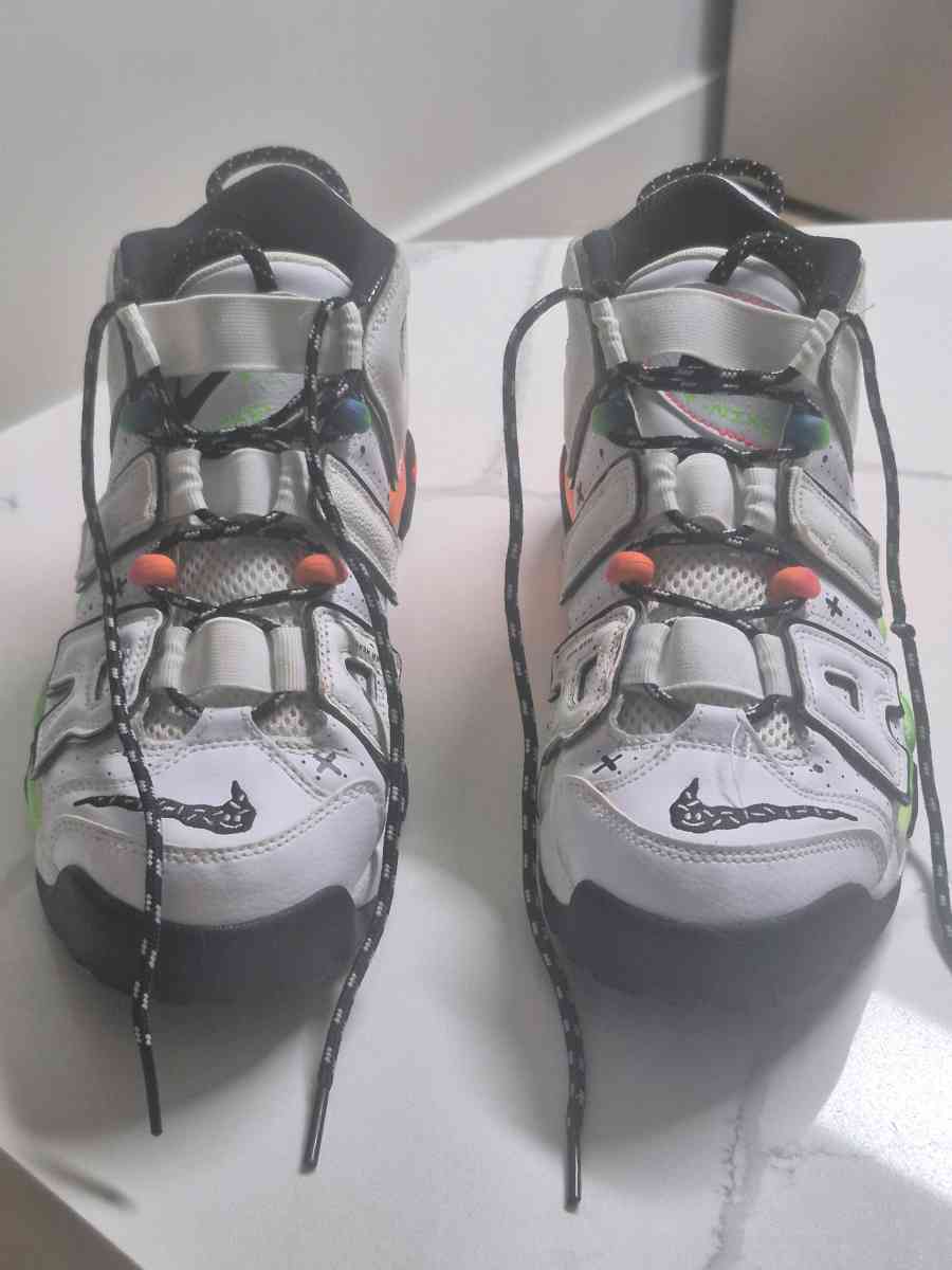 Nike Air Shoes - Charlotte, North Carolina - FleaMarketBay