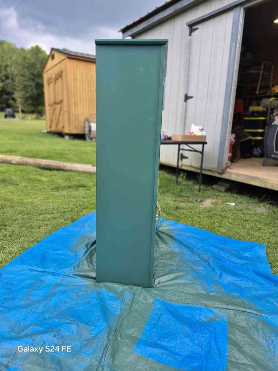 Refreshed Bookshelf - Cleveland, Tennessee - FleaMarketBay