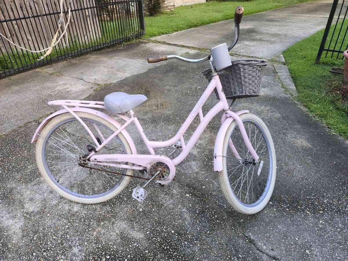 26 inch womens cruiser bike - Baton Rouge, Louisiana - FleaMarketBay
