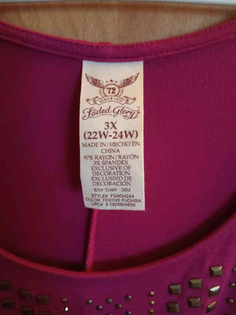 Burgundy Tunic with jeweled design - Chapel Hill, Tennessee - FleaMarketBay