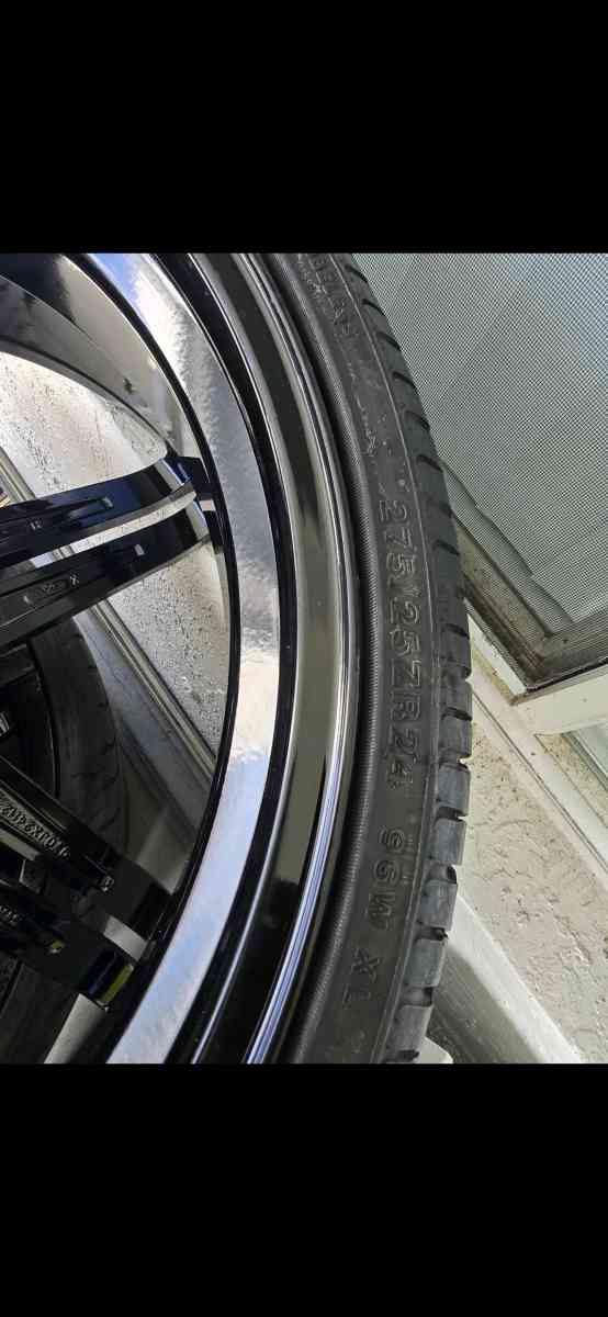 24x9 inch strada rims bolt pattern is 5x114 - Fort Lauderdale, Florida - FleaMarketBay