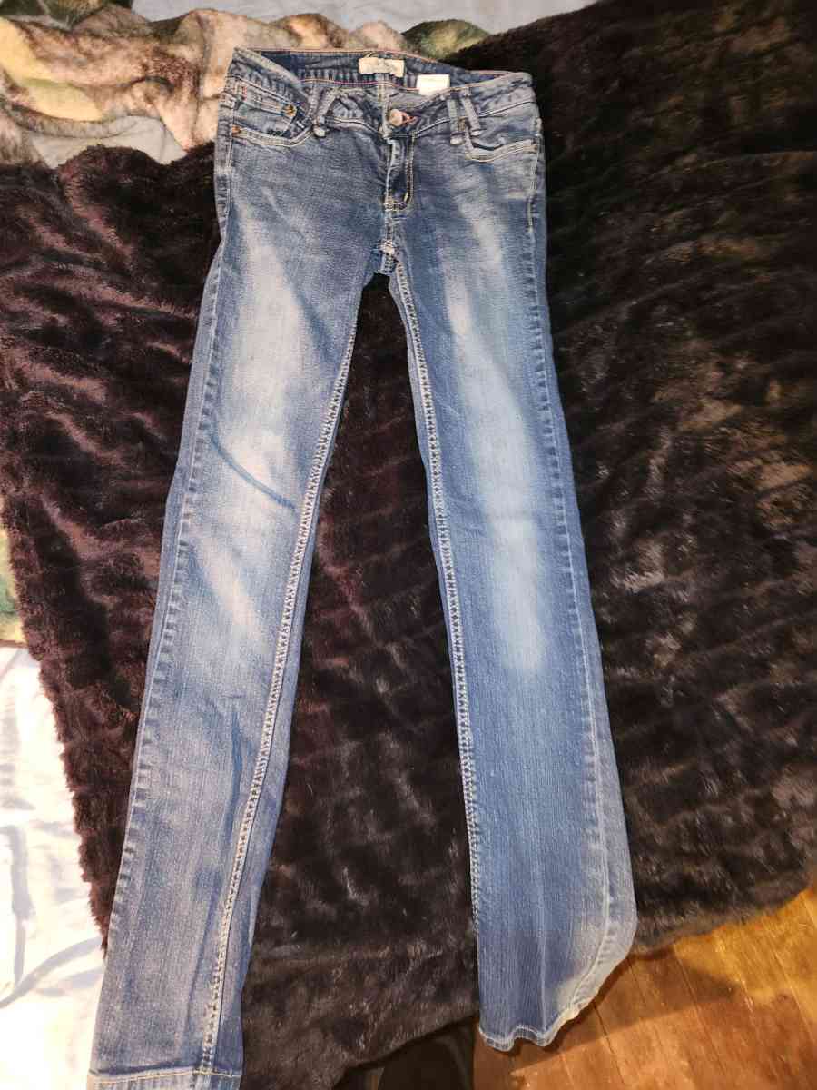 Womens Paris Blues - Stockland, Illinois