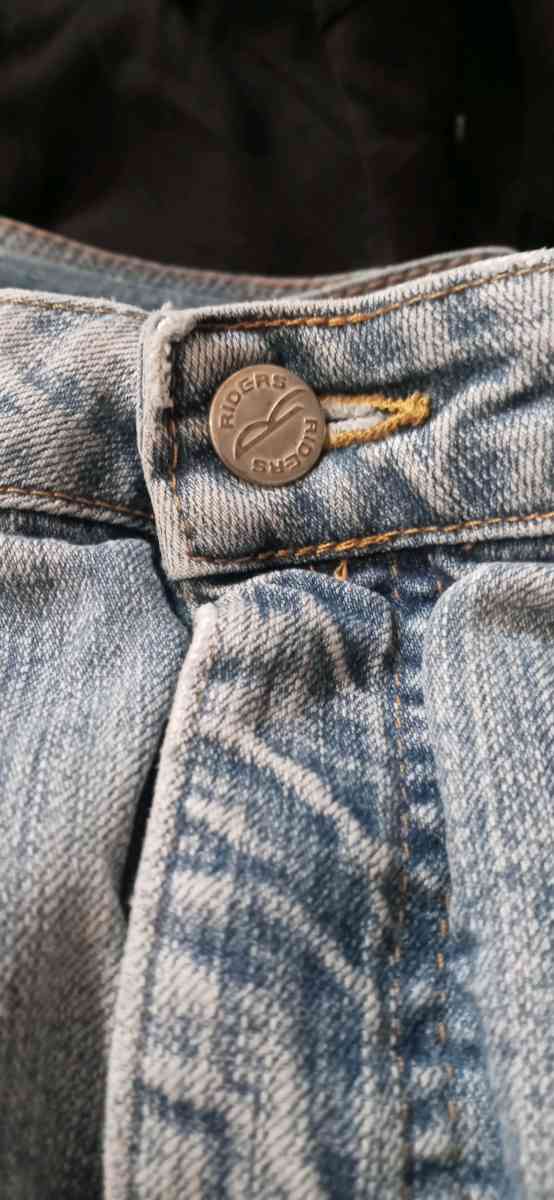 Womens Plus Size Denim Jeans 24w - Dane, Wisconsin - FleaMarketBay