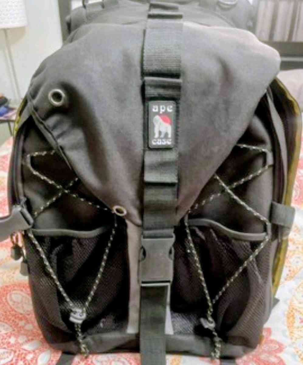 Ape Case ACPRO2000 Professional DSLR Camera Backpack  Secure