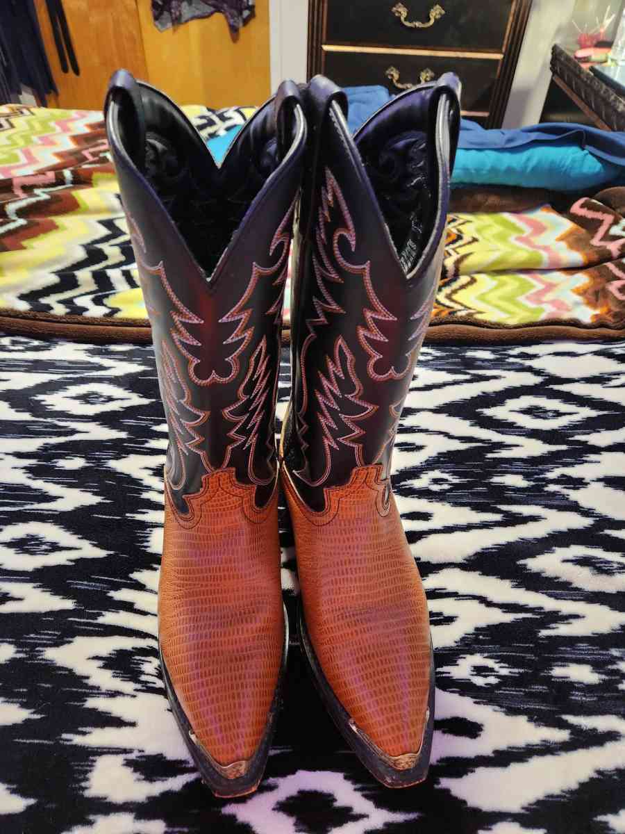 Cowboy Boots - Lavonia, Georgia - FleaMarketBay