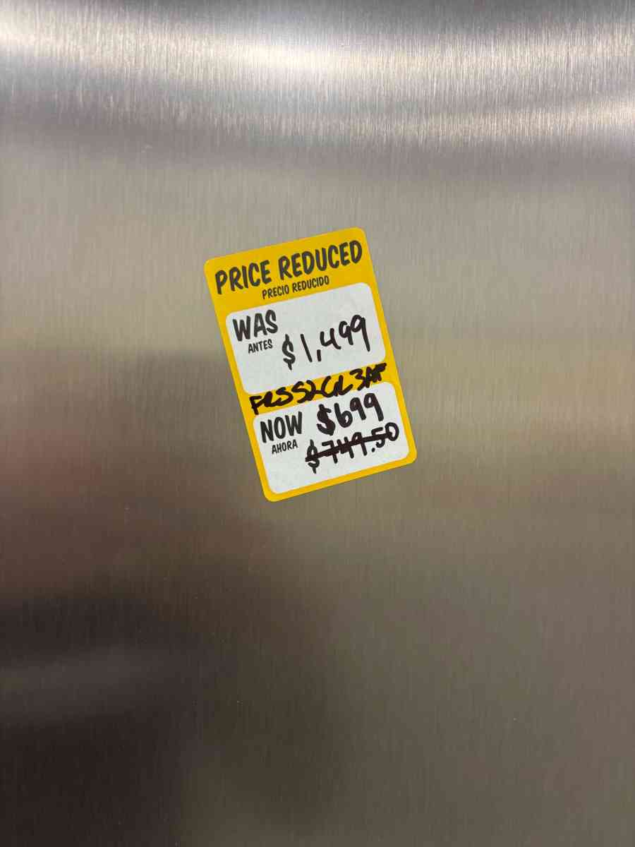 Refrigerator - Warrendale, Pennsylvania - FleaMarketBay