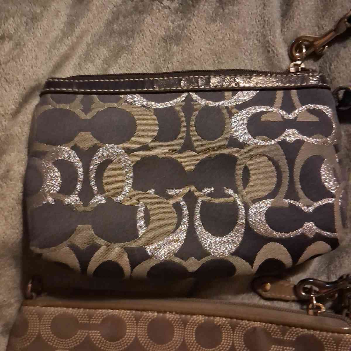 NWOT SET OF 3 VINTAGE COACH Vintage Wristlets  ID LANYARD - Rosedale, Maryland - FleaMarketBay