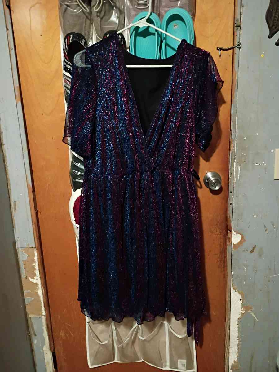 sparkly dress red and blue - Milroy, Pennsylvania