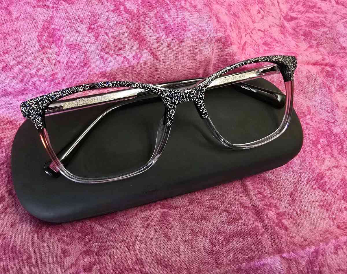 Bling Eyeglass Frames by Gwen Stefani - Shepherd, Michigan - FleaMarketBay