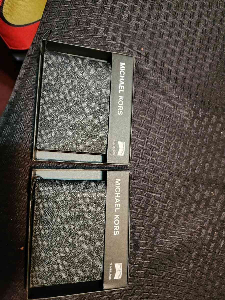 boy wallet - Corpus Christi, Texas - FleaMarketBay