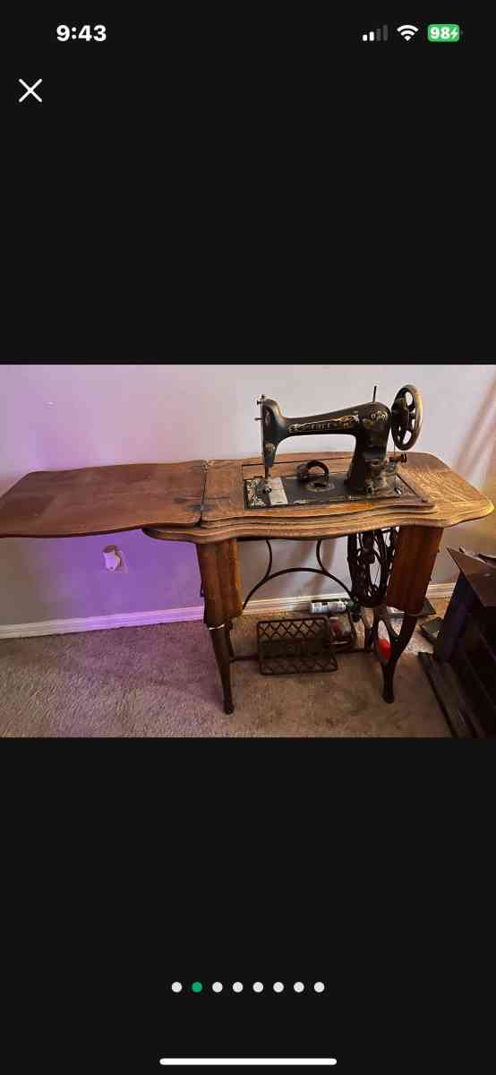 the free no5 sewing machine - Mims, Florida - FleaMarketBay