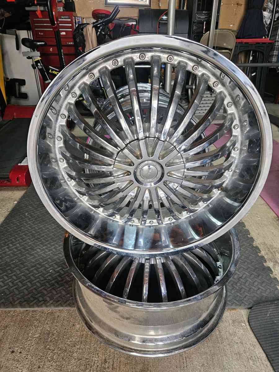 20in Strada Rims - Wilmington, California - FleaMarketBay