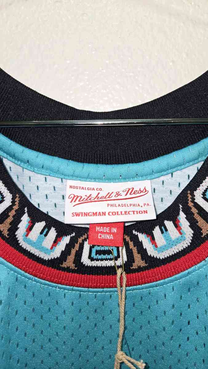 Mens Mike Bibby Turquoise Vancouver Grizzlies 1998 99 - Los Angeles, California - FleaMarketBay