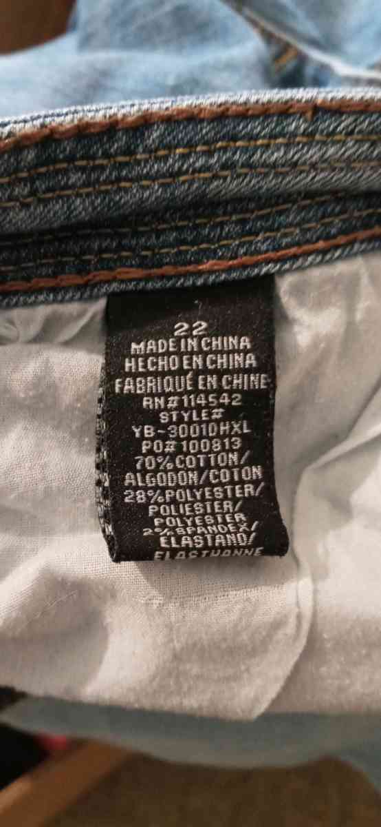 Womens Plus Size Denim Jeans 22 - Dane, Wisconsin - FleaMarketBay