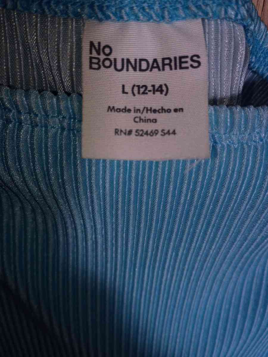 dress - Adams, Kentucky - FleaMarketBay