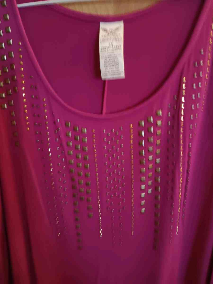 Burgundy Tunic with jeweled design - Chapel Hill, Tennessee - FleaMarketBay