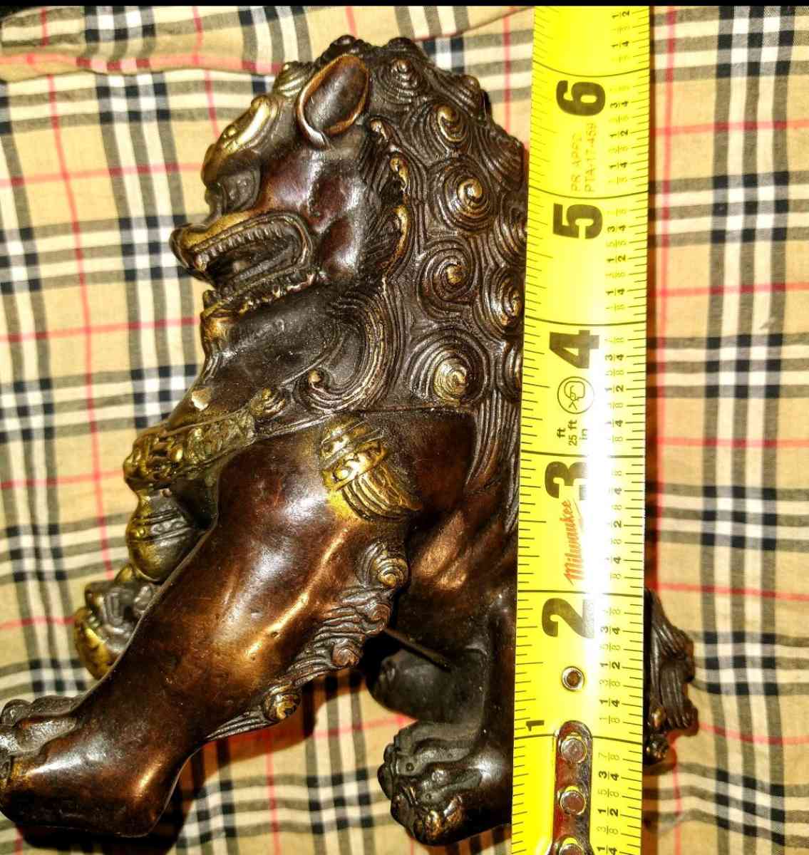 This Chinese Guardian Lion referred to as a Foo Dog or FuDog - Clarendon Hills, Illinois - FleaMarketBay