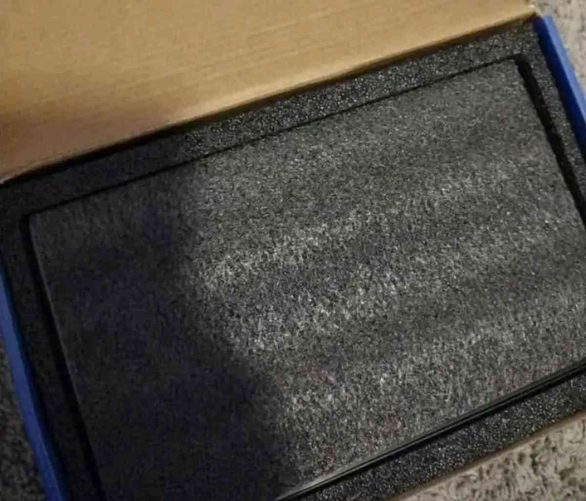 Portable Wireless Carplay Screen for Car 9 Car Play Touchscr - Lumber Bridge, North Carolina - FleaMarketBay