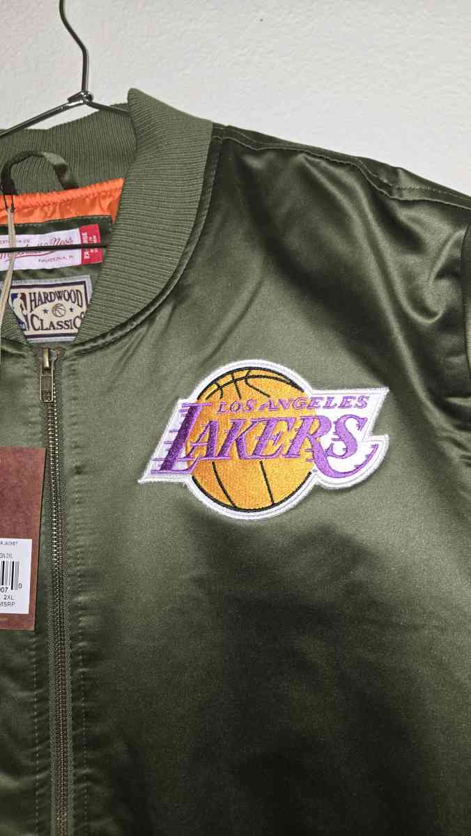 Mitchelle and Ness Lakers jacket - Los Angeles, California - FleaMarketBay