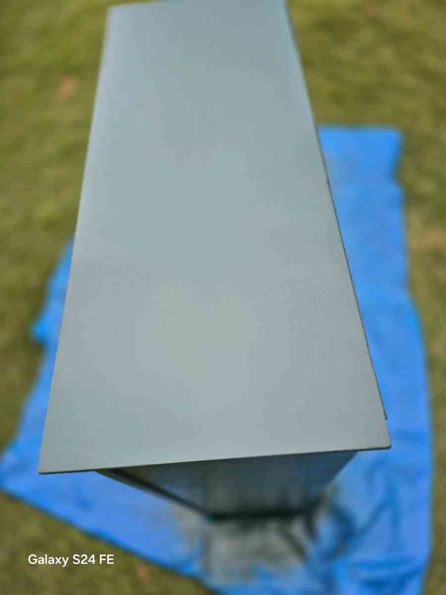 Refreshed Bookshelf - Cleveland, Tennessee - FleaMarketBay