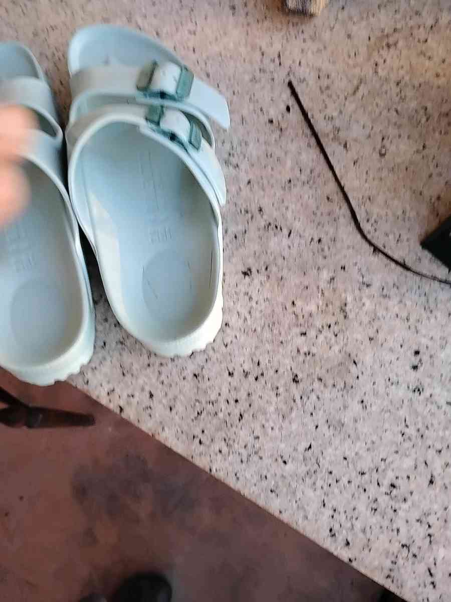 Berken slides brand new - Daytona Beach, Florida - FleaMarketBay