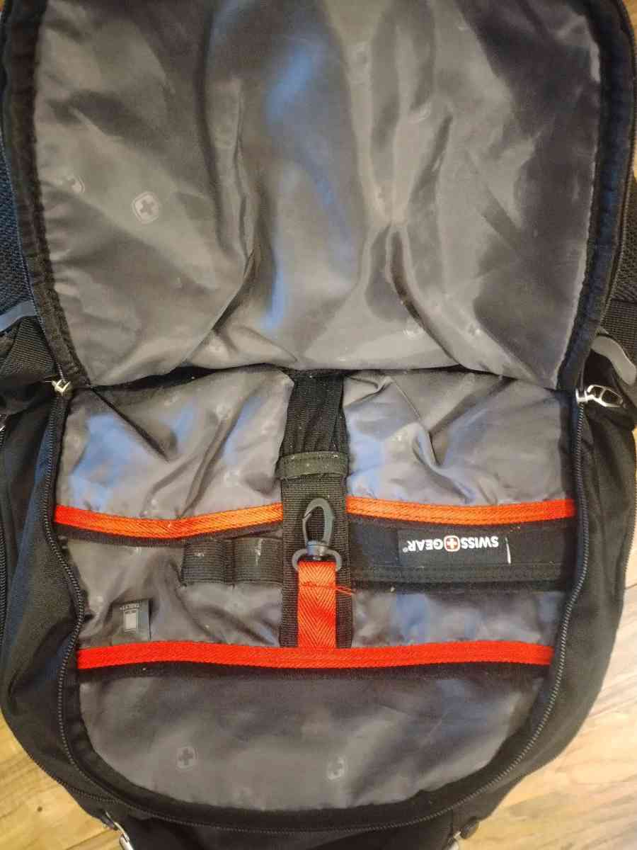 Swiss Gear Black Backpack School Travel Heavy Duty Padded La - Abington, Pennsylvania - FleaMarketBay