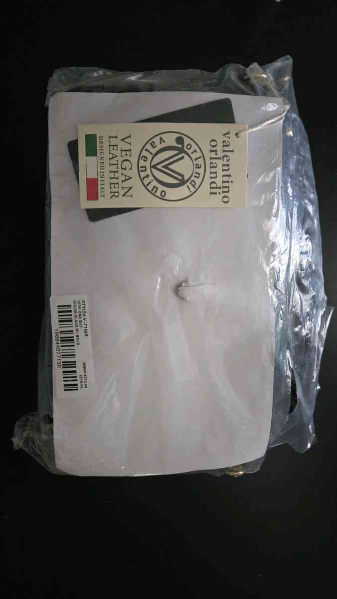 Valentino Orlandi - Los Angeles, California - FleaMarketBay