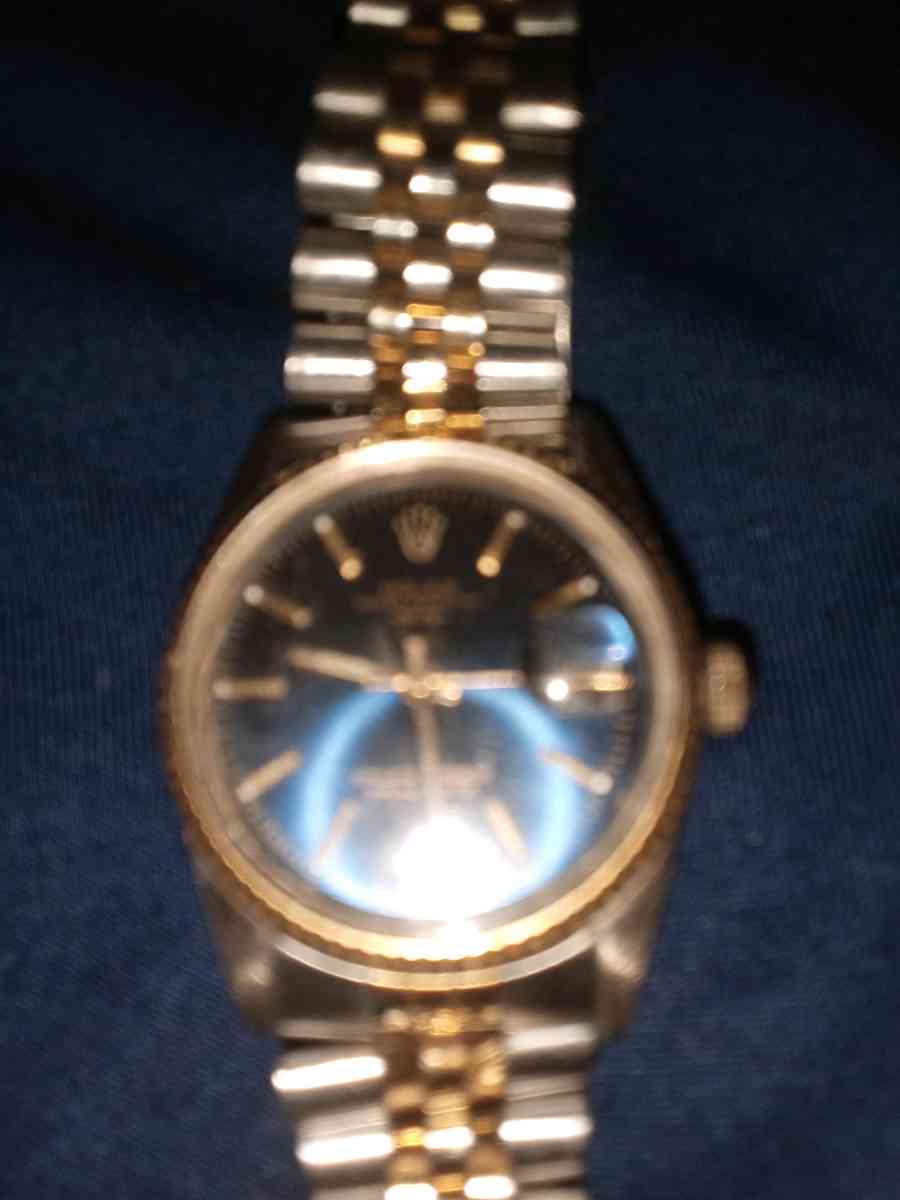 mans watch - Atoka, Tennessee - FleaMarketBay