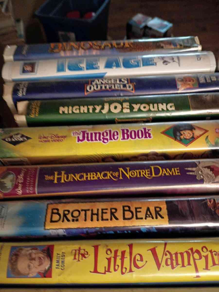 30 Walt Disney Movies And 34 Vhs Movies - Bellevue, Kentucky