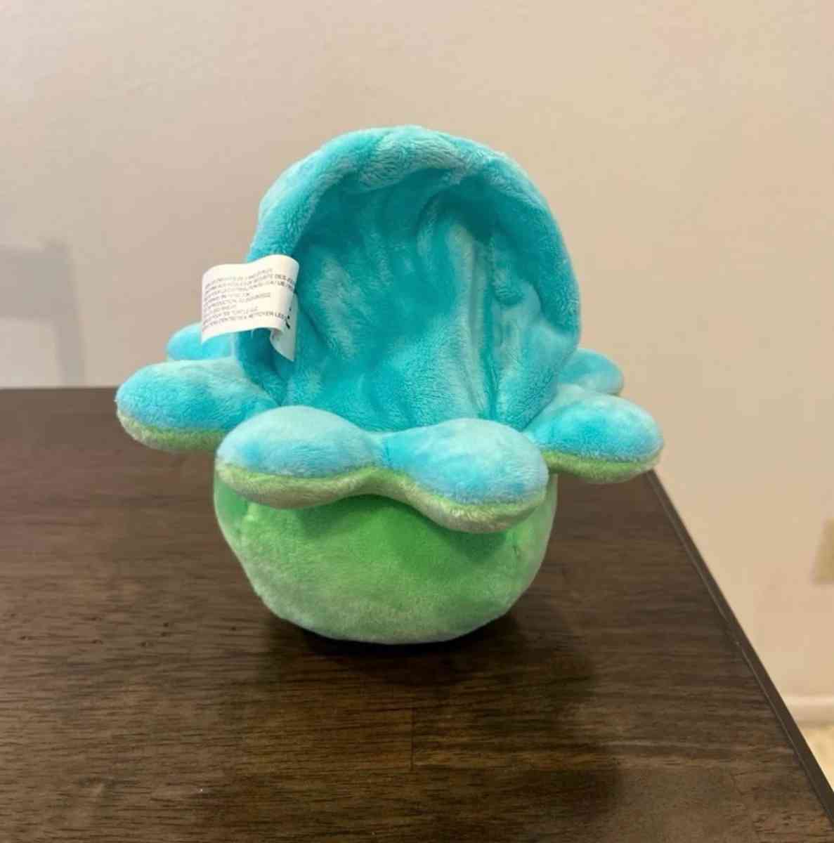 Plush - Glendale, Arizona - FleaMarketBay