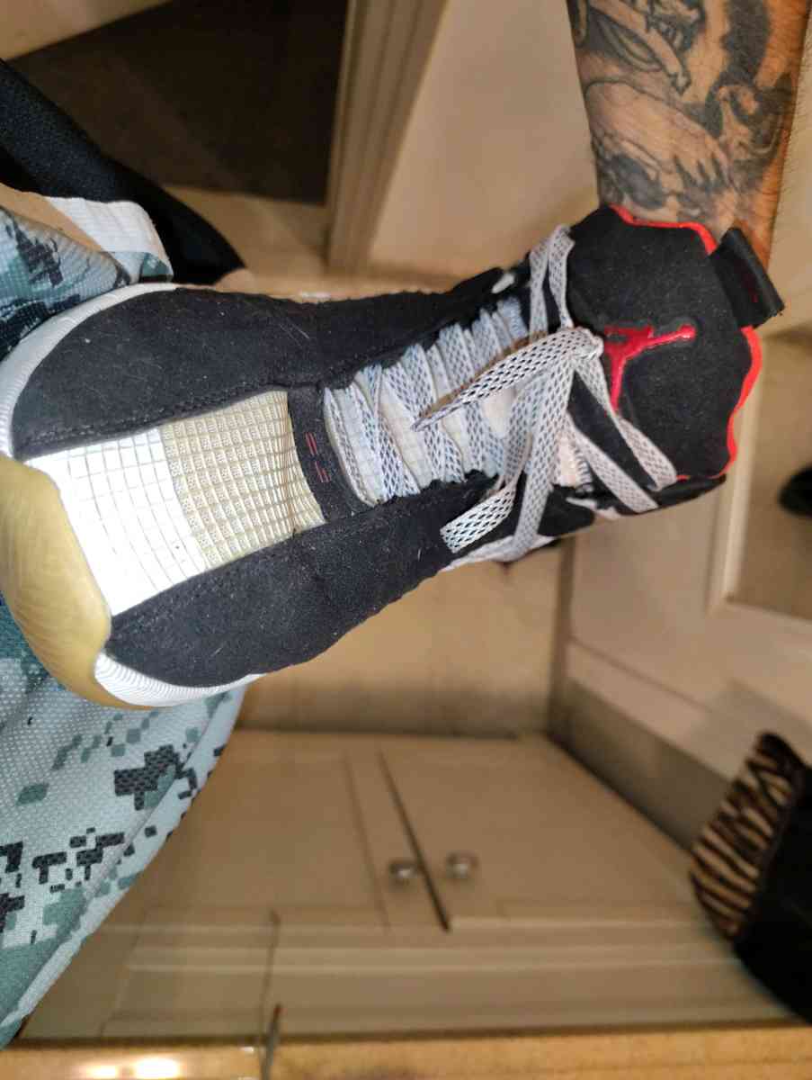 Jordan shoes - San Antonio, Texas