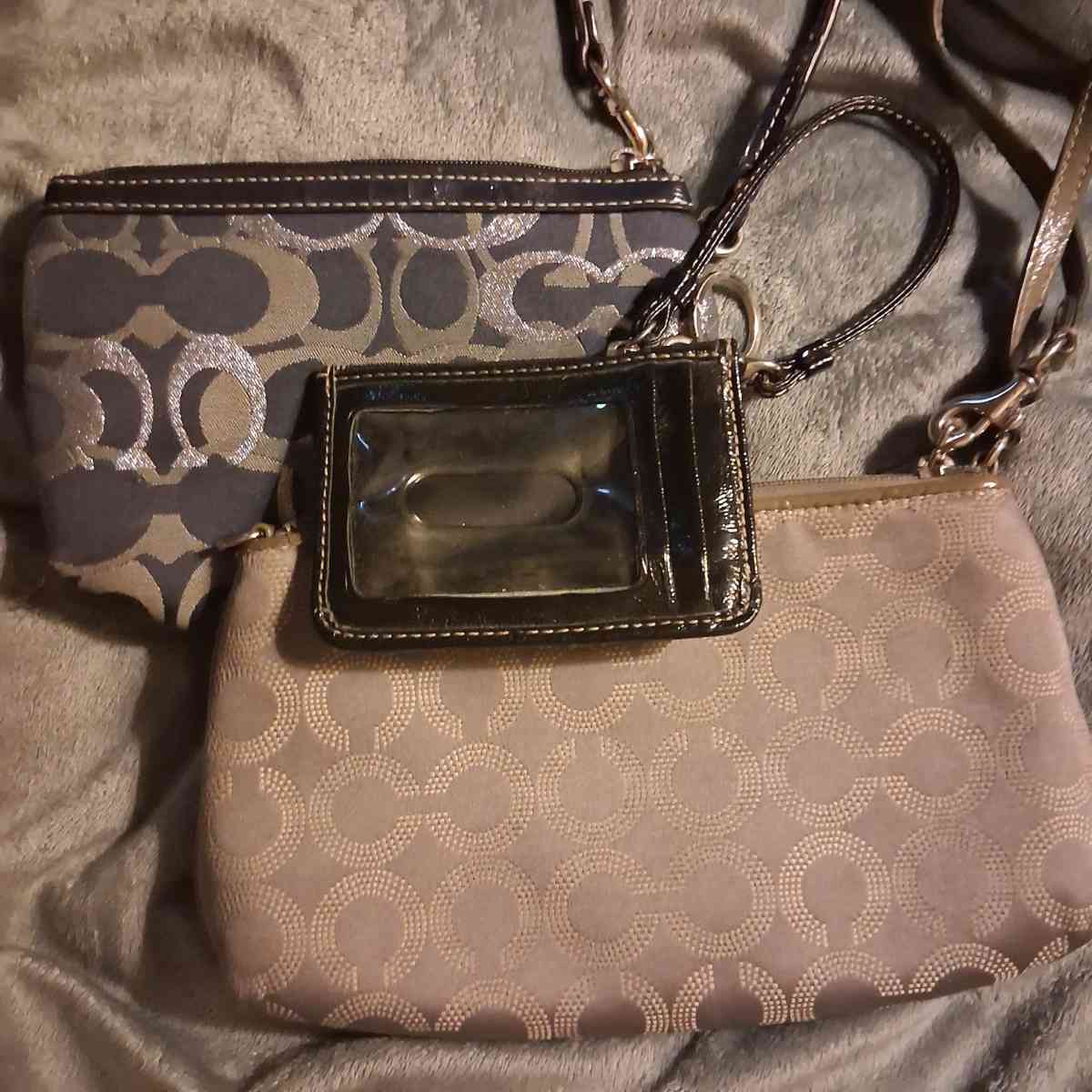 NWOT SET OF 3 VINTAGE COACH Vintage Wristlets  ID LANYARD - Rosedale, Maryland - FleaMarketBay