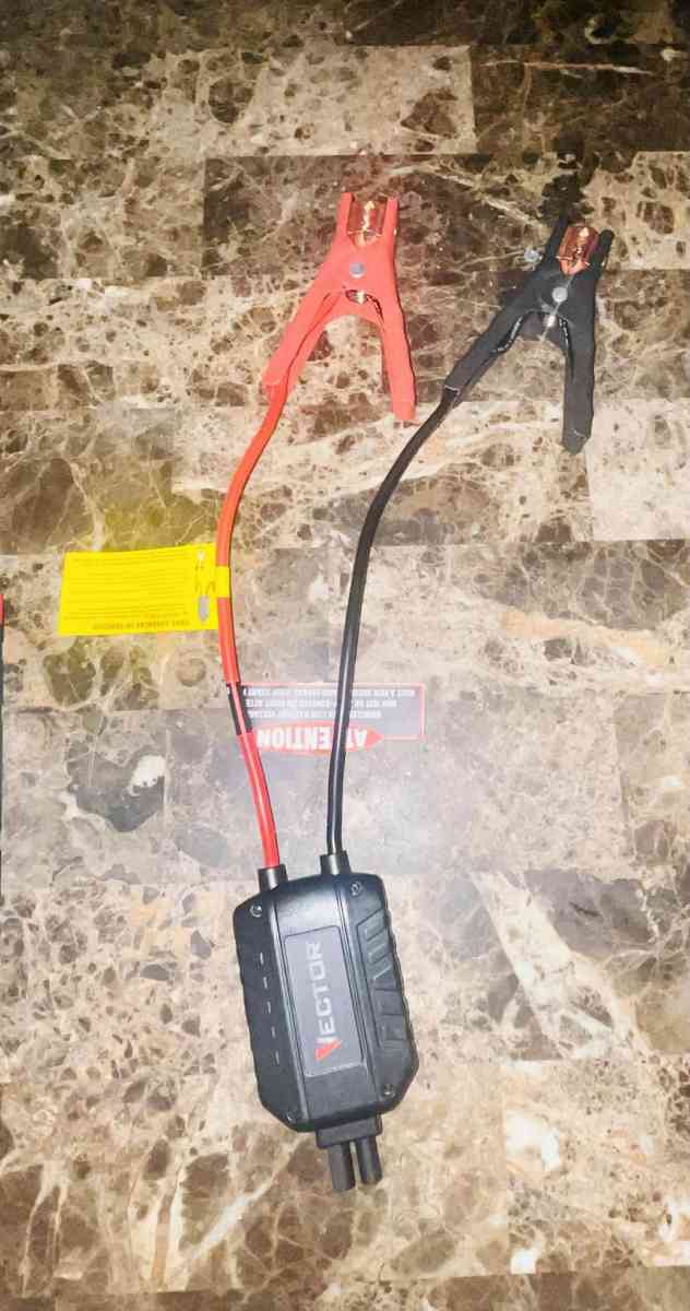 The VECTOR SS16LV 1600 Peak Amp LiIon Jump Starter Portable - Broussard, Louisiana - FleaMarketBay