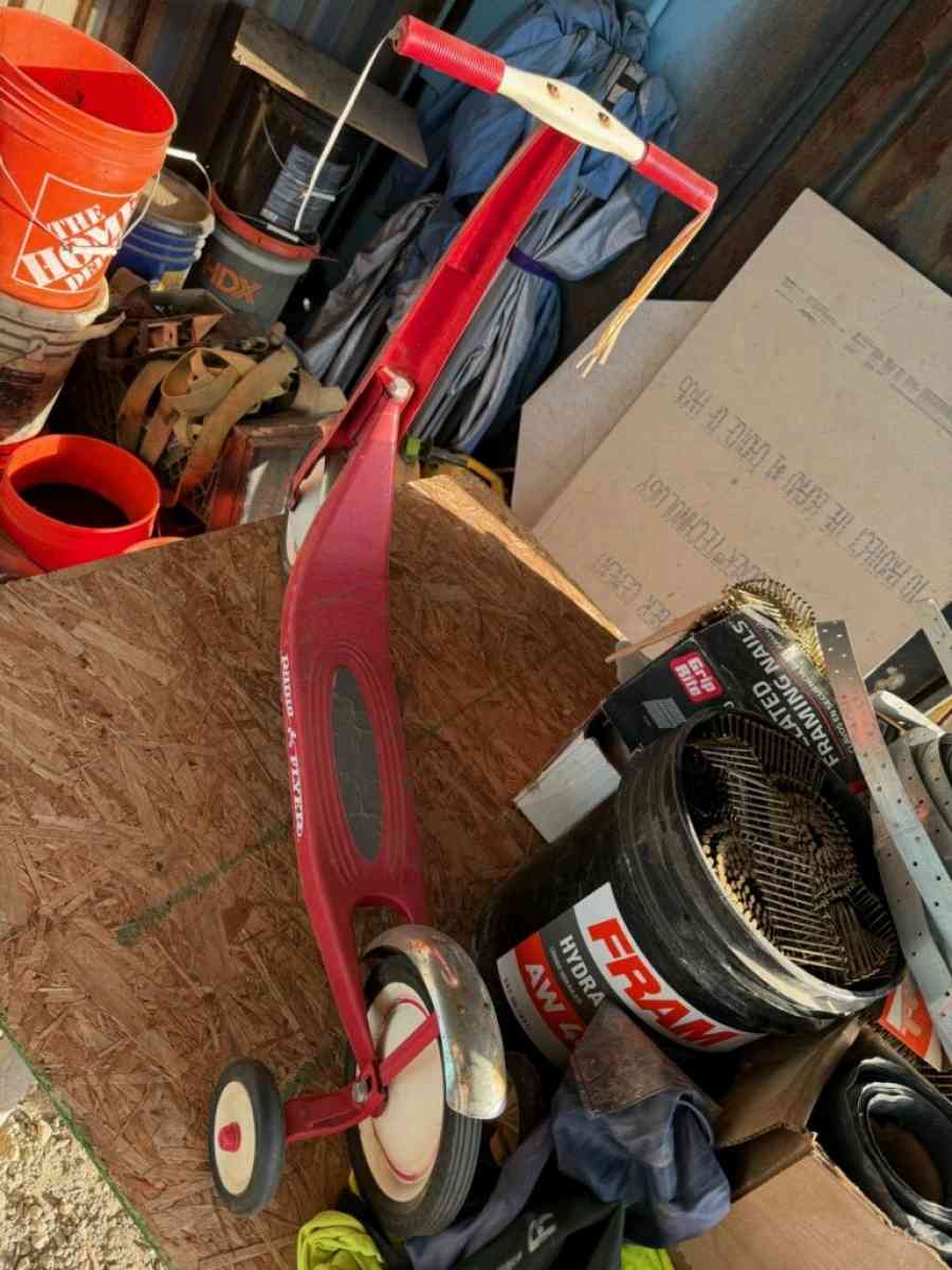 radio flyer metal push scooter - Freeport, New York