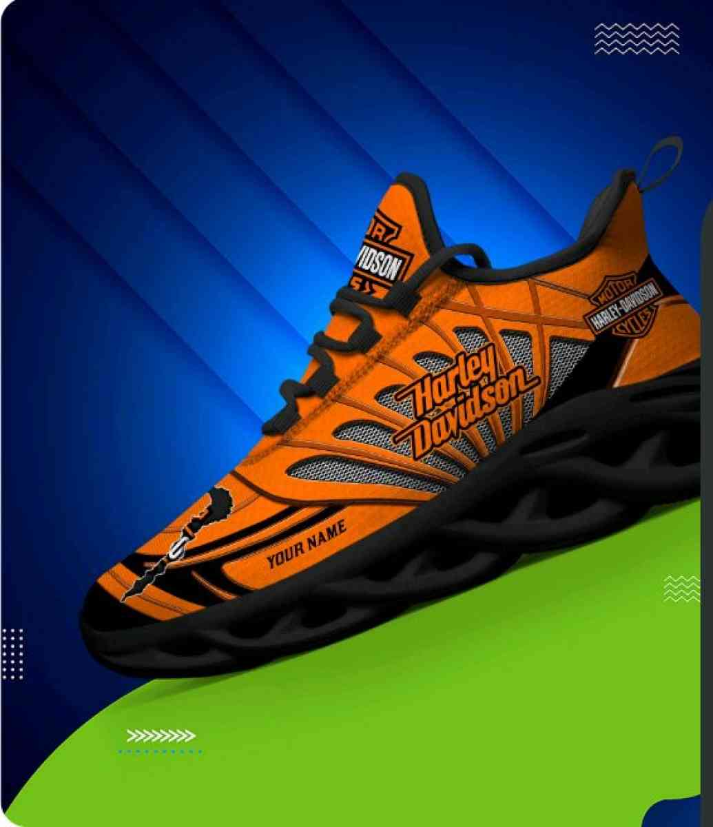 Big fall and end of summer sneakers shoes and boots sale - Philadelphia, Pennsylvania - FleaMarketBay