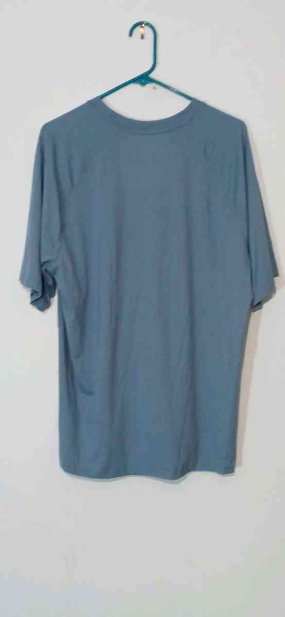 Mens Short Sleeve DriFit Tshirt Large - Dane, Wisconsin - FleaMarketBay