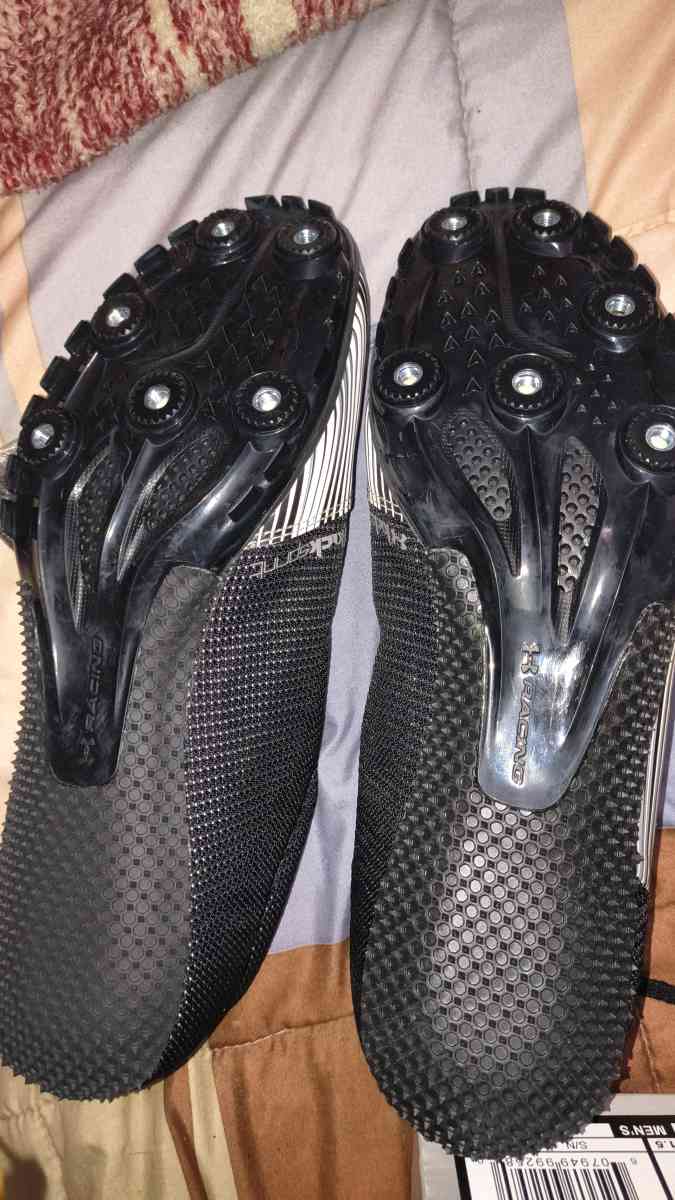 Under Armour Kick Sprint shoes - Rosemead, California - FleaMarketBay