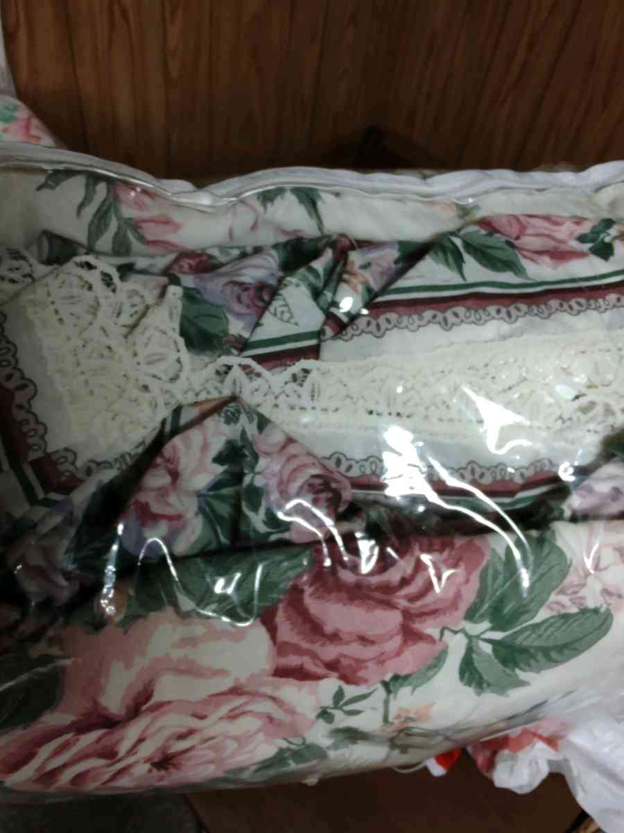 Twin Comforter - Gary, Indiana - FleaMarketBay