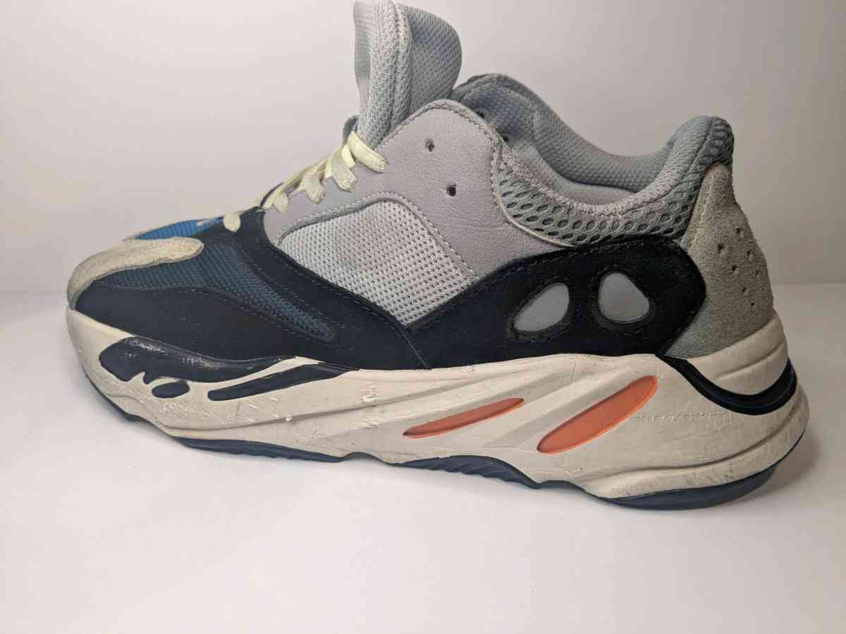 Adidas Yeezy - Avondale Estates, Georgia - FleaMarketBay