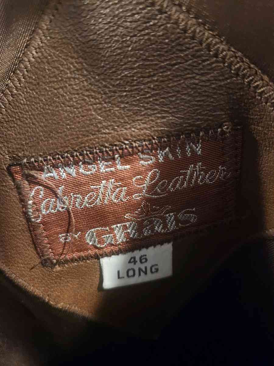 vintage leather jacket - Baton Rouge, Louisiana - FleaMarketBay