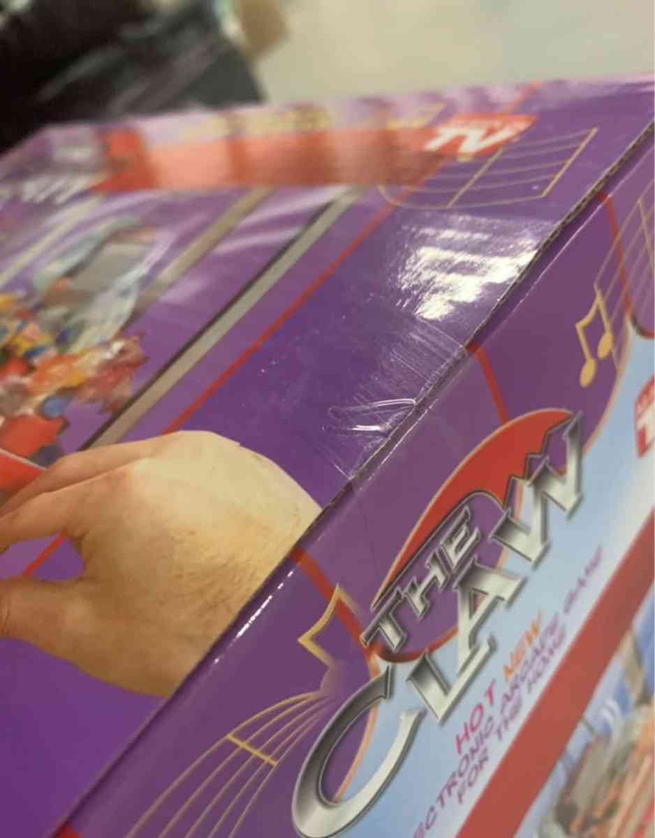 The Mini Claw Machine  SEALED NEW - Piscataway, New Jersey - FleaMarketBay